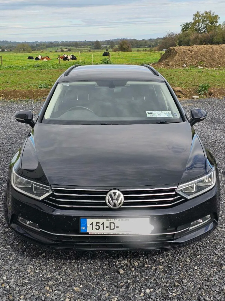 Volkswagen Passat 2015 - Image 1