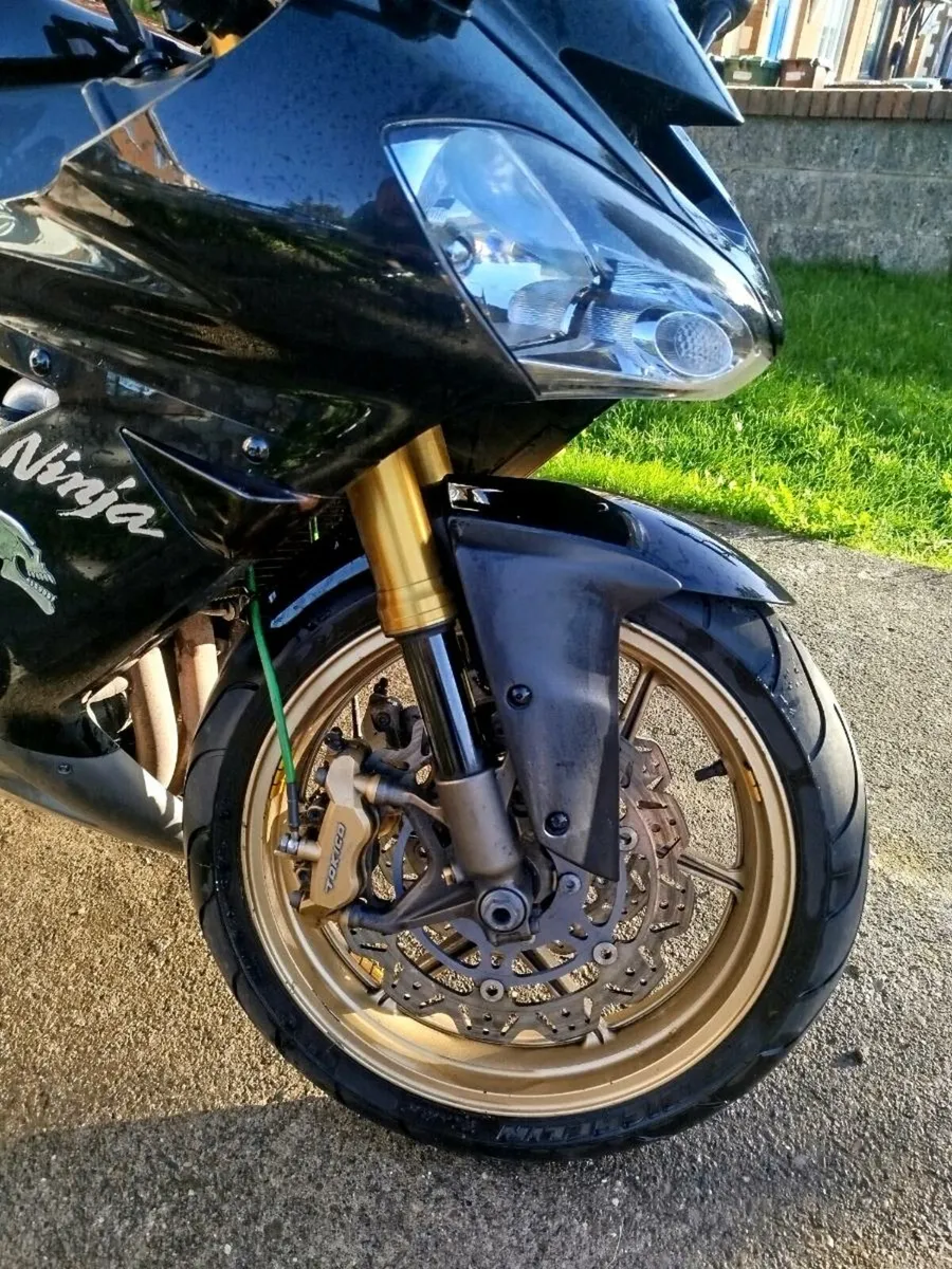 Motorcycle - Image 4