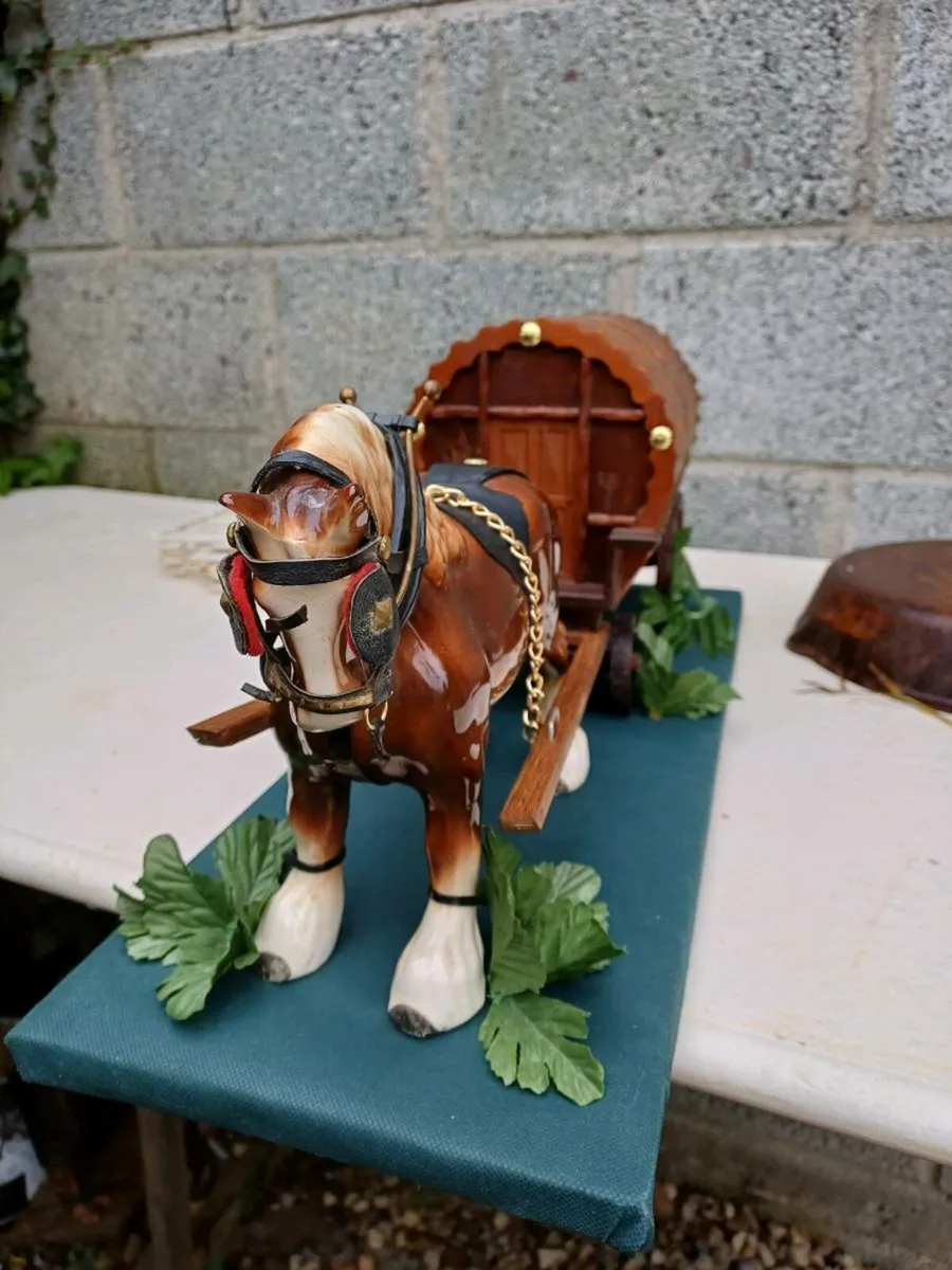 Vintage Handmade Caravan & Horse - Image 3