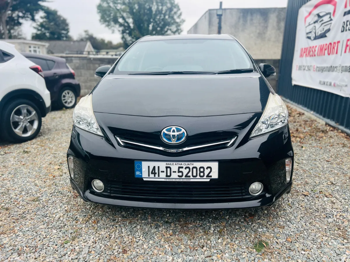 Toyota Prius **2014** 5 seater - Image 3