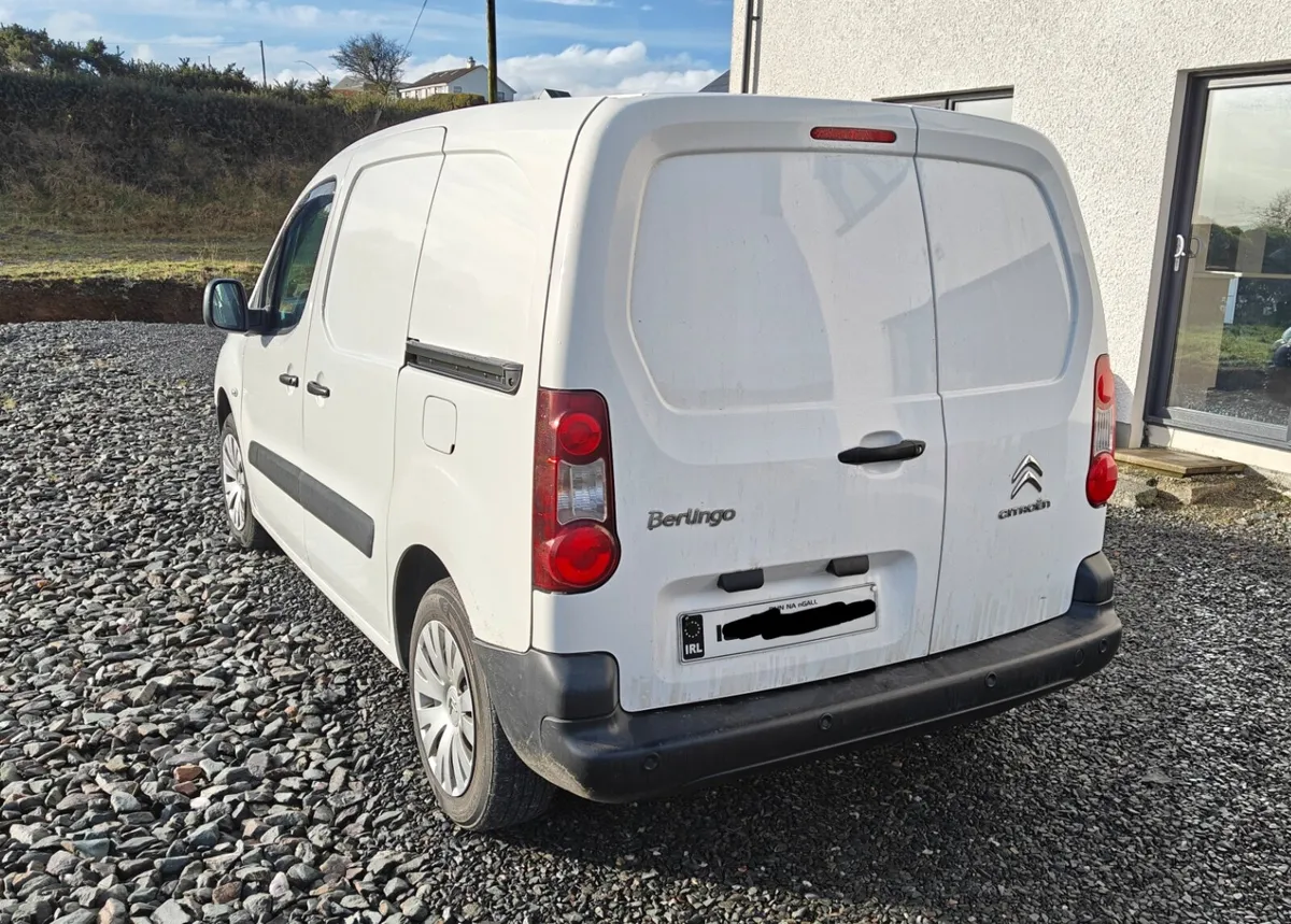 182 Citroen Berlingo low mileage - Image 2