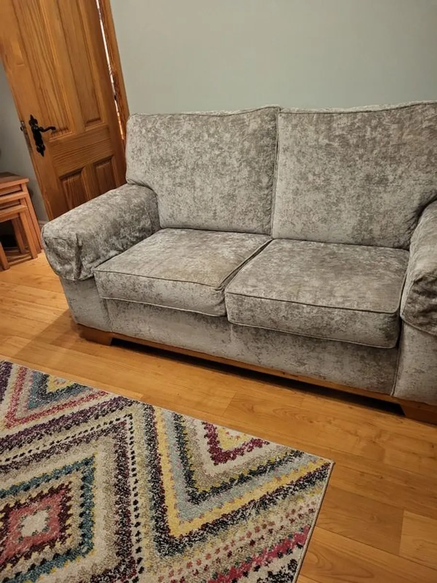 Sofa 3+2 seater - Image 1