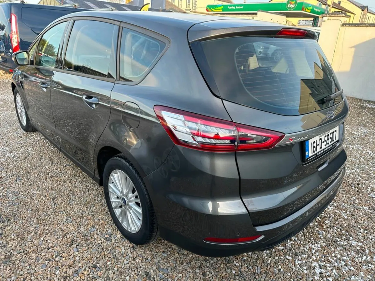 Ford S-Max 2.0 TDCI 150 Zetec 7-Seater - Image 4