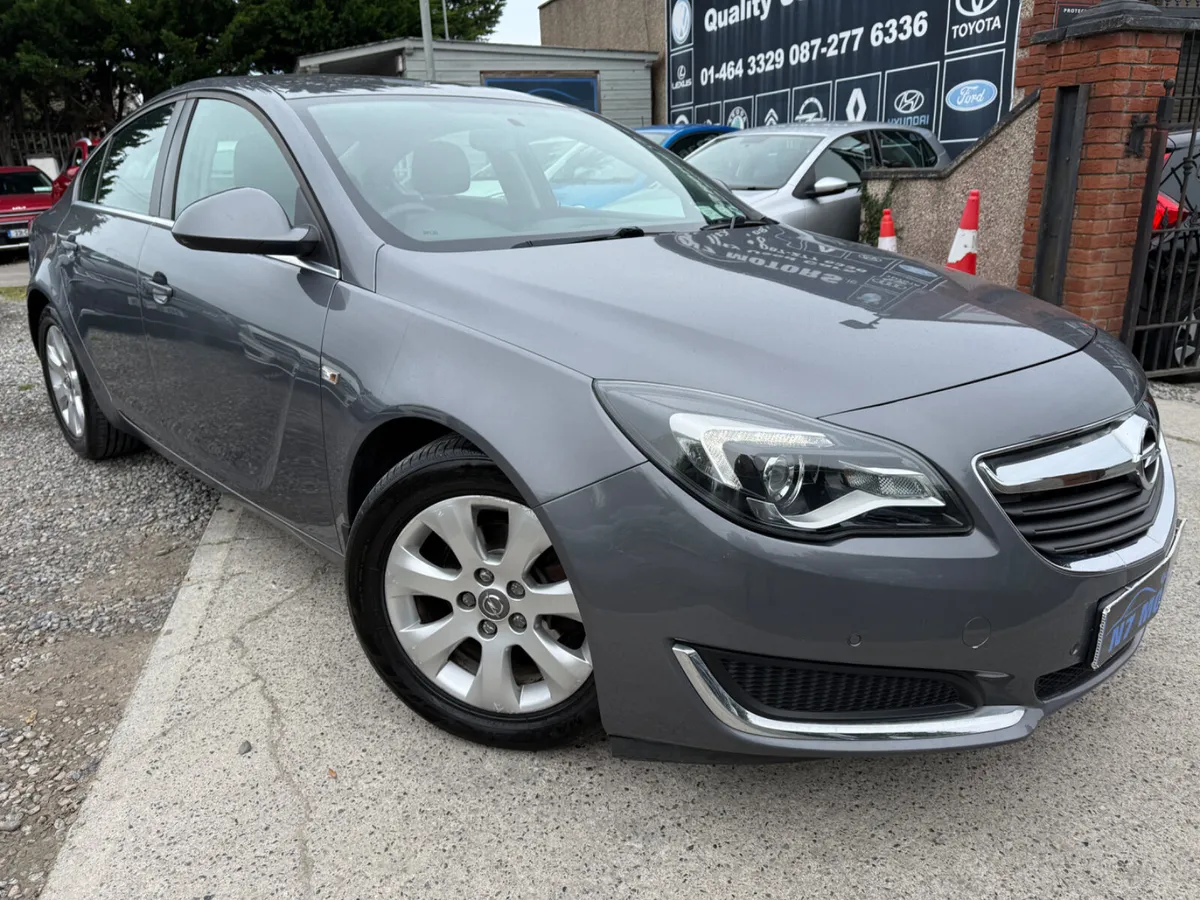 2017 Opel Insignia  1.6 LIMOUS SC - Image 1