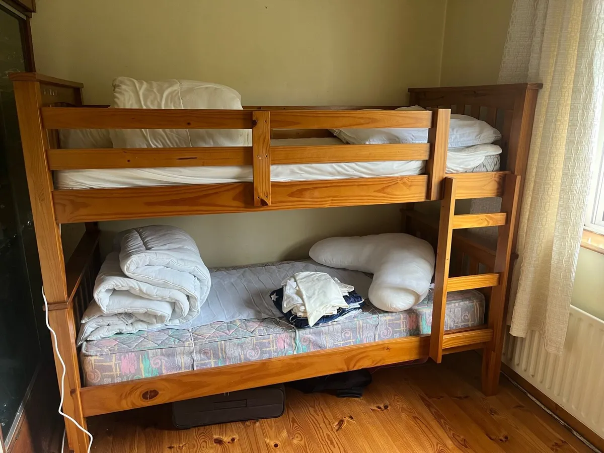 Bunkbed - Image 1