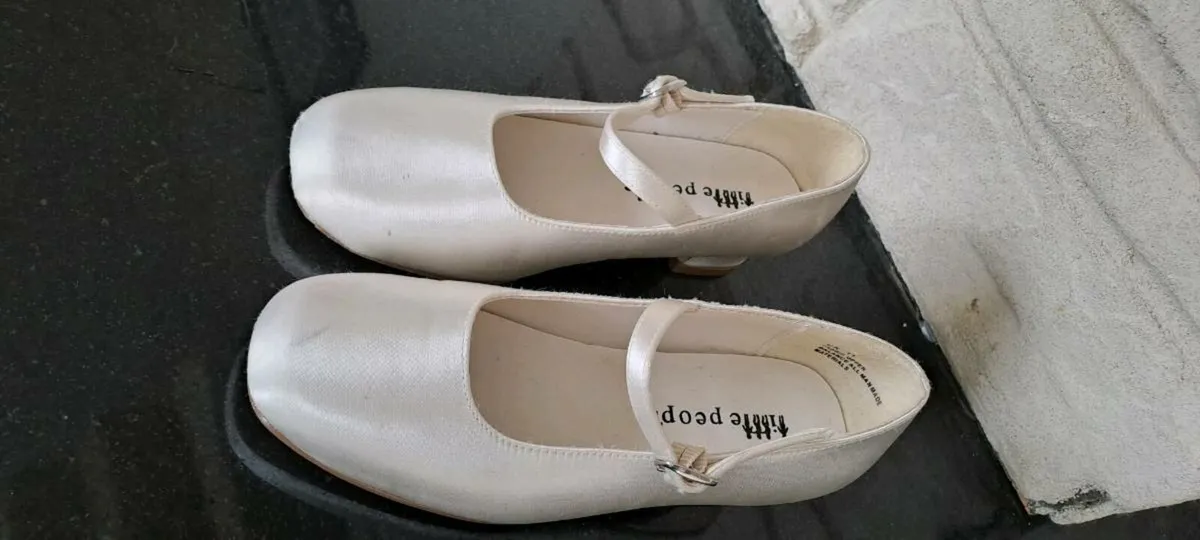 Girls occasion shoes - Image 2
