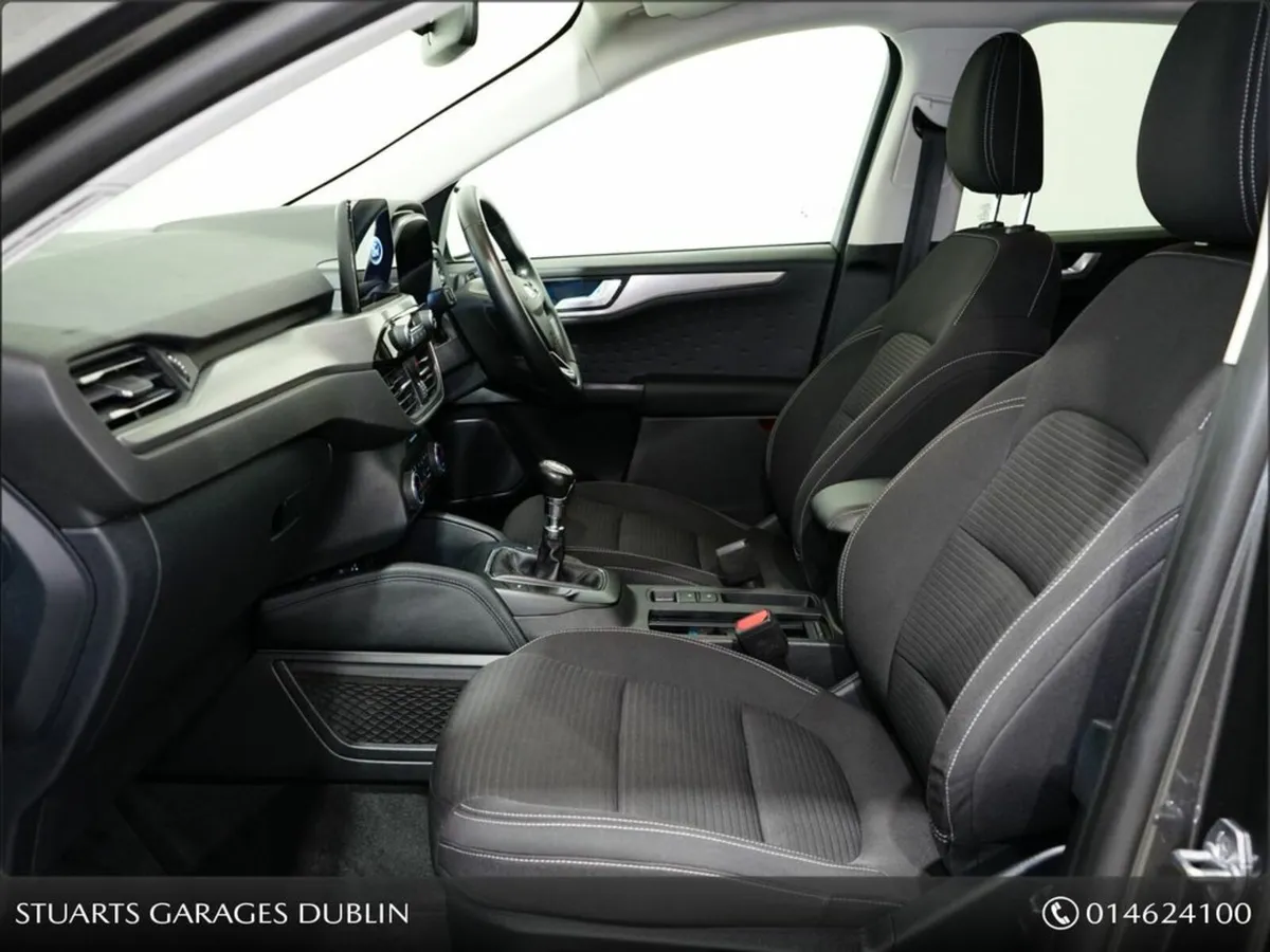 Ford Kuga Titanium 1.5TD120 S6.2 M6 F 4D - Image 3