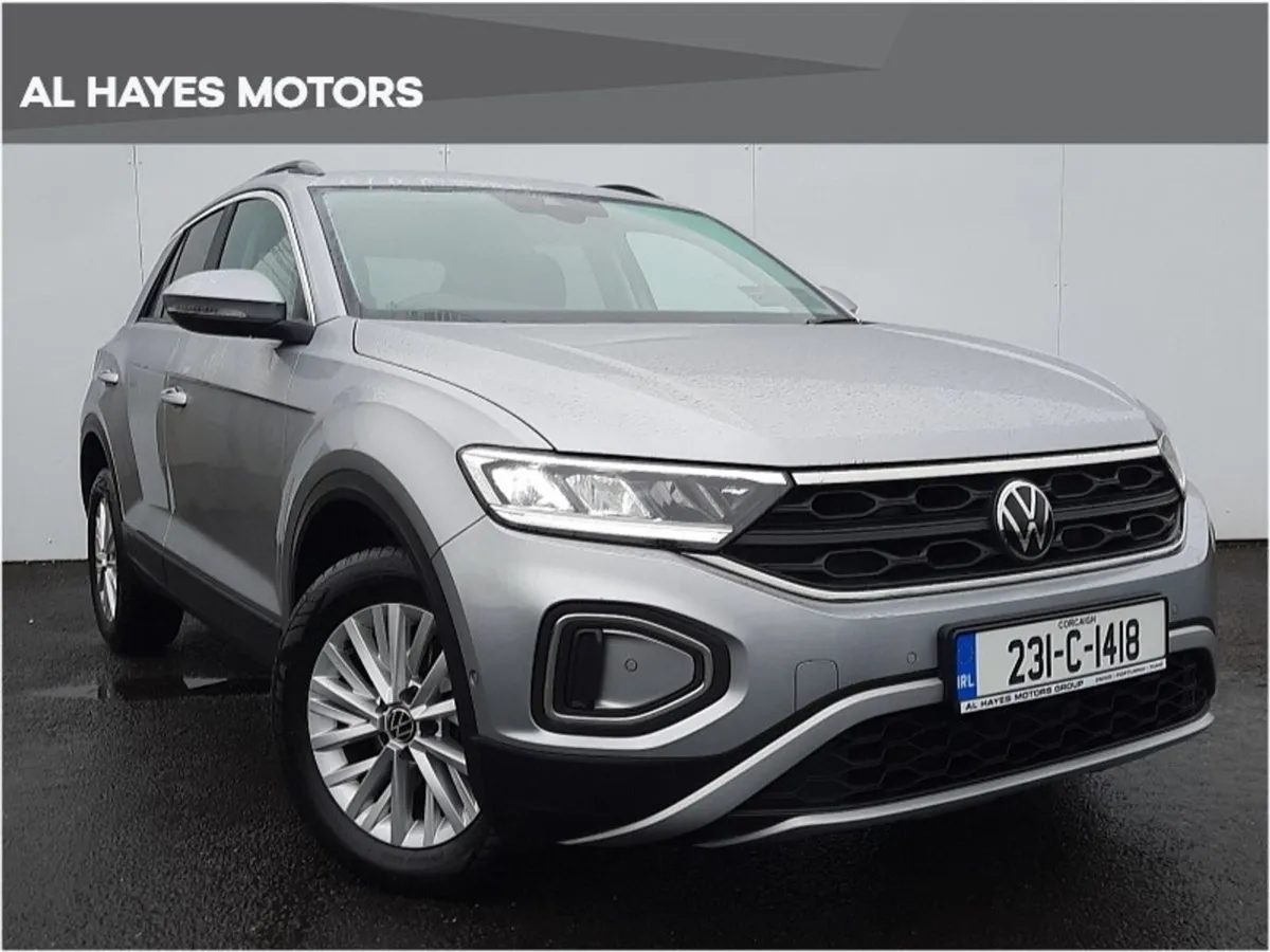 Volkswagen T-Roc  tiny Mileage 2.0 TDI  parking P - Image 1