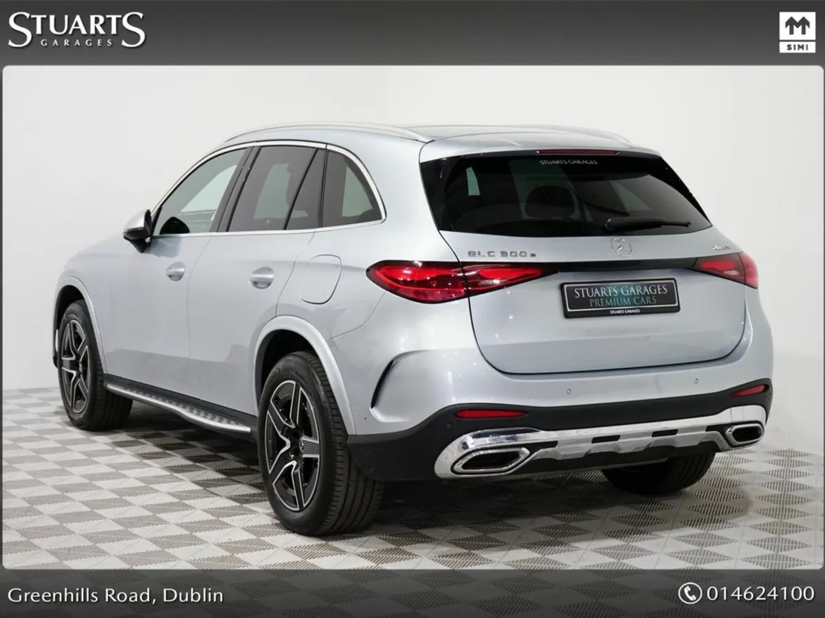 Mercedes-Benz GLC 300e AMG LINE PHEV: IRIDIUM SILV - Image 2