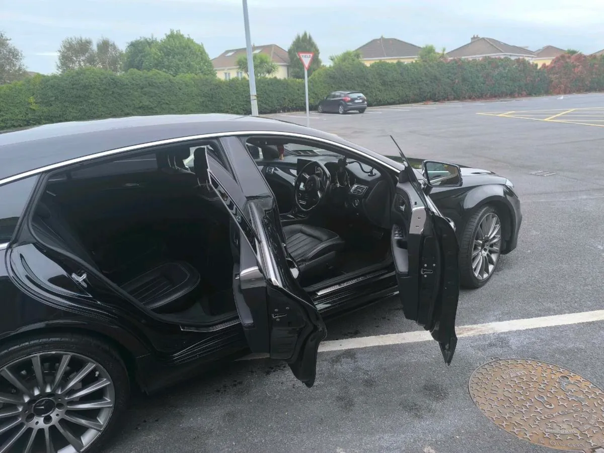 Car - Image 2