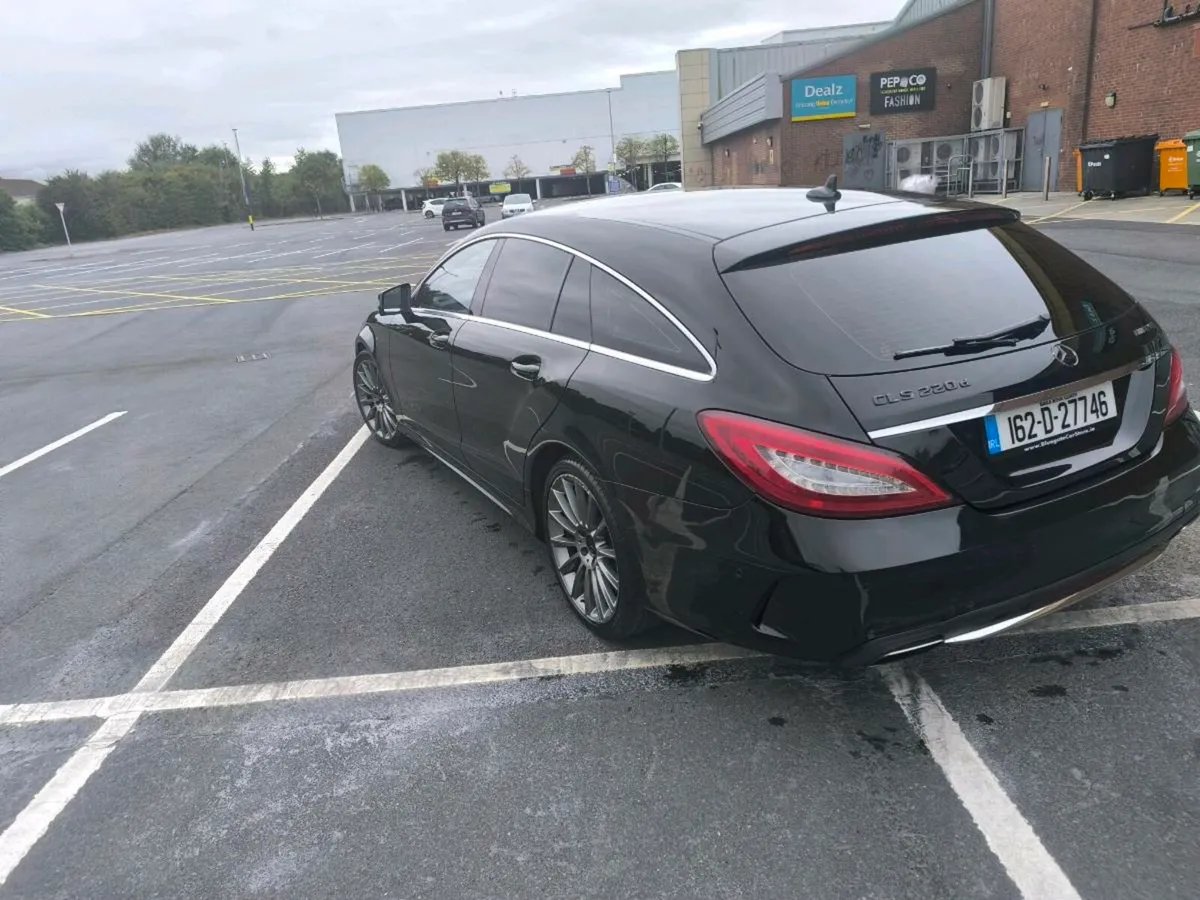 Car - Image 4