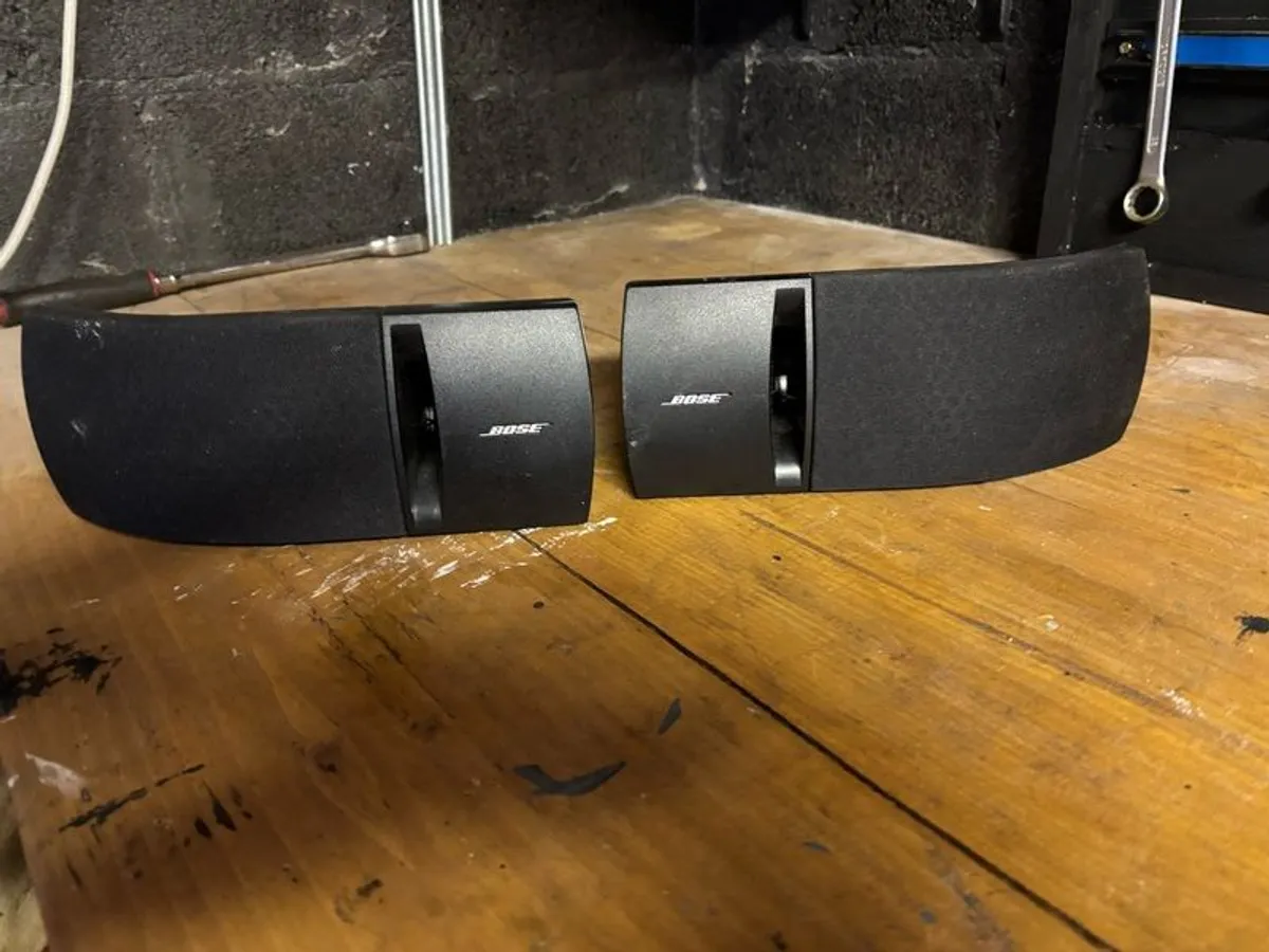 Bose speakers x 4 !!!! - Image 1