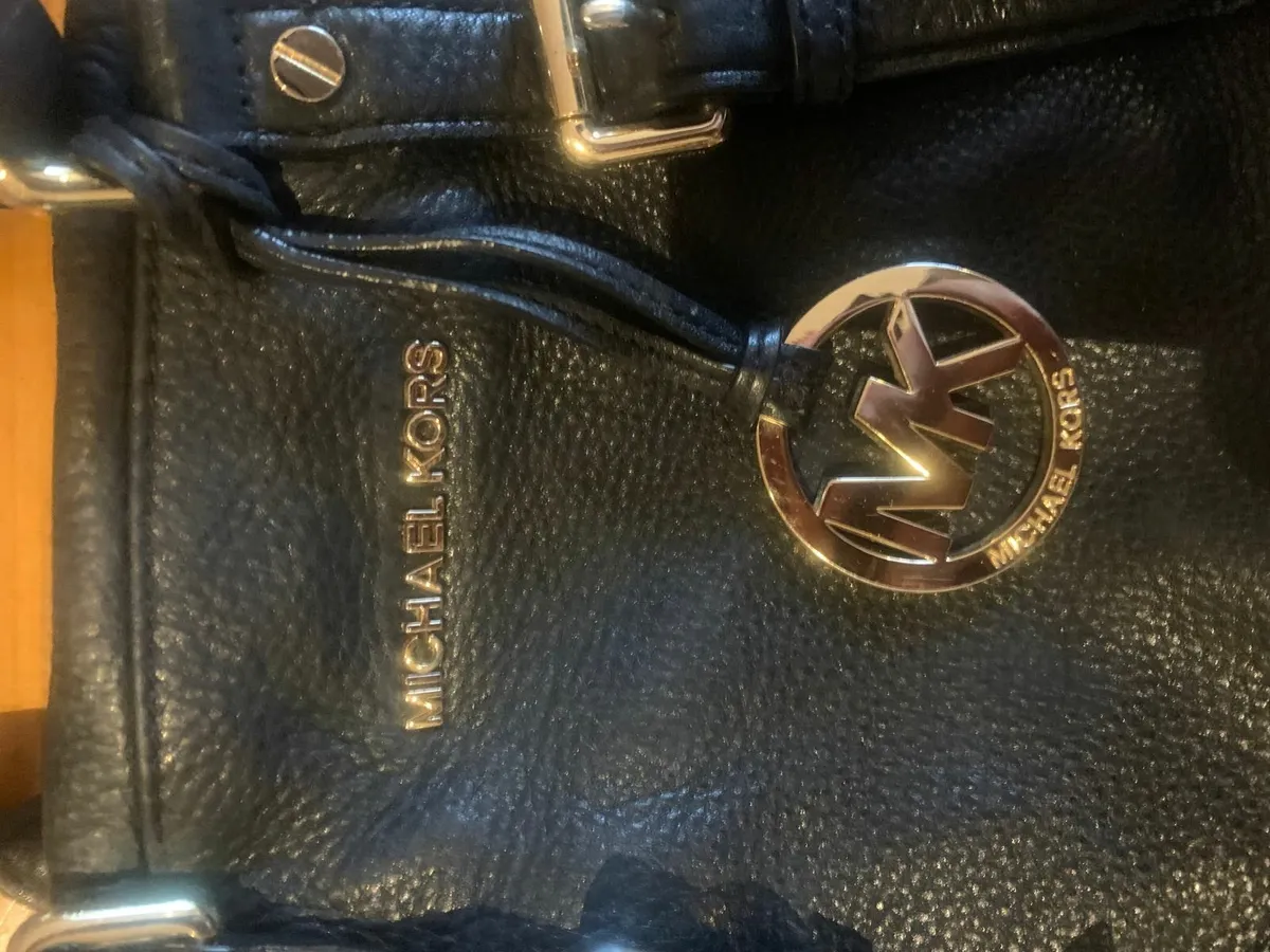 Micheal Kors Black Handbag - Image 4