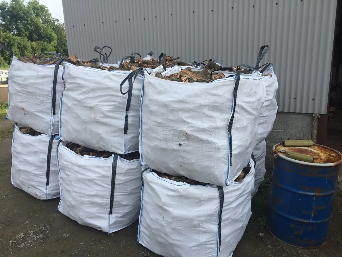 Ton bags of firewood/kindling mix - Image 1
