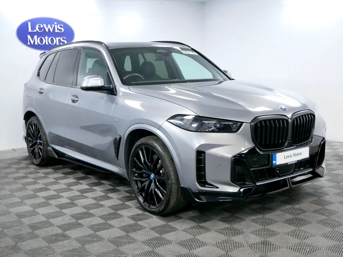 2025 BMW X5 50e M Sport Hybrid **DEPOSIT TAKEN** - Image 2