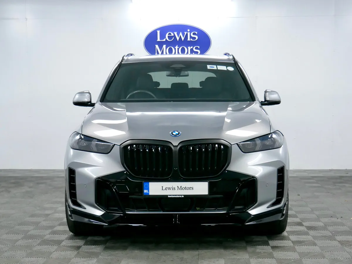 2025 BMW X5 50e M Sport Hybrid **DEPOSIT TAKEN** - Image 3