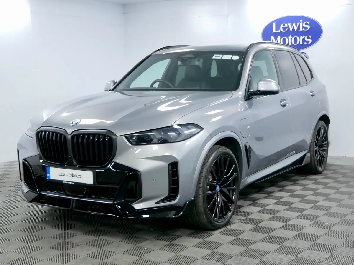 2025 BMW X5 50e M Sport Hybrid **DEPOSIT TAKEN** - Image 4