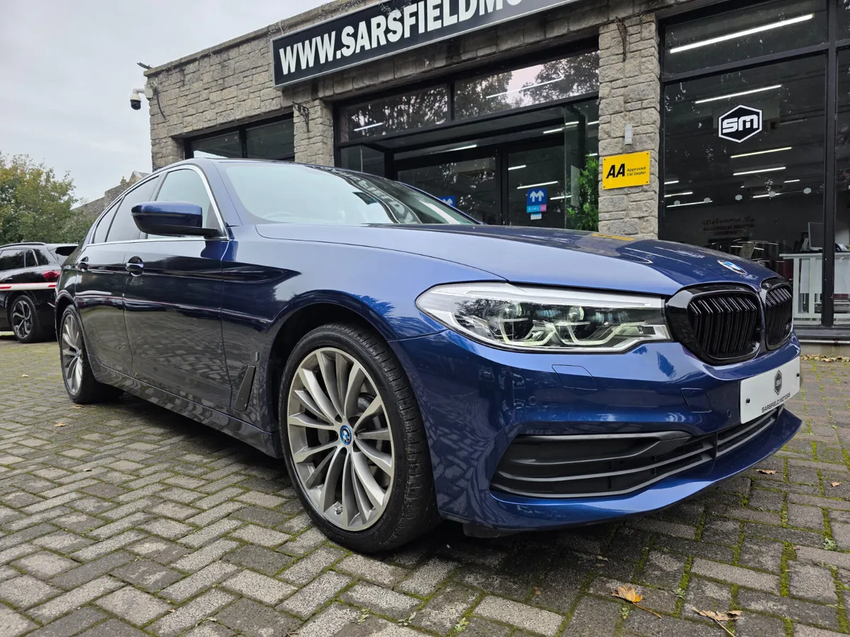 2018 BMW 530E SE AUTO.HUGE SPEC.FINANCE? - Image 2