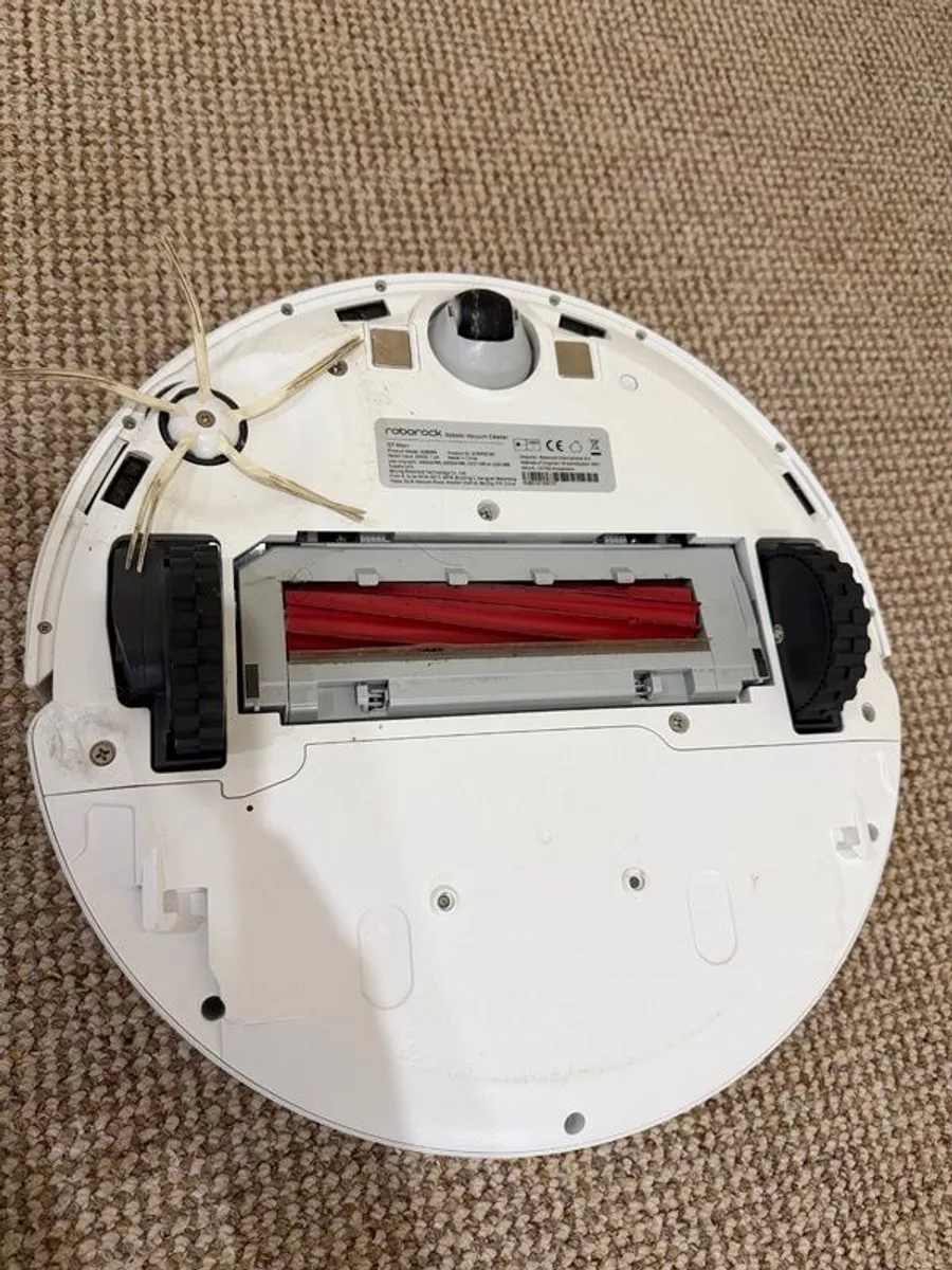 Roborock Q7 Max Robot Vacuum Cleaner with Auto-Empty Dock - Image 3