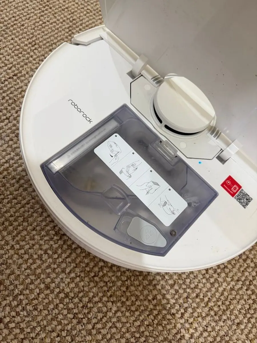 Roborock Q7 Max Robot Vacuum Cleaner with Auto-Empty Dock - Image 4