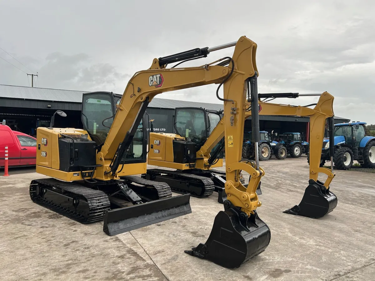 x2 2022 CAT 306 😍 - Image 1