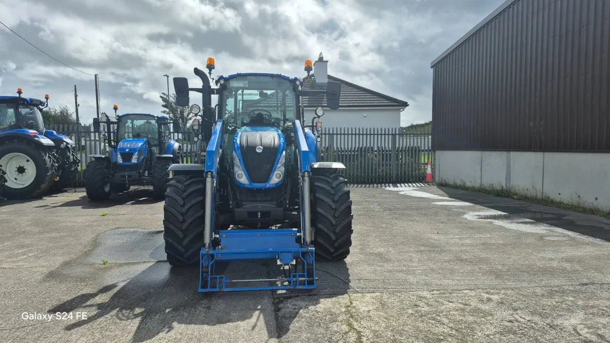 New Holland T5.120 - Image 2