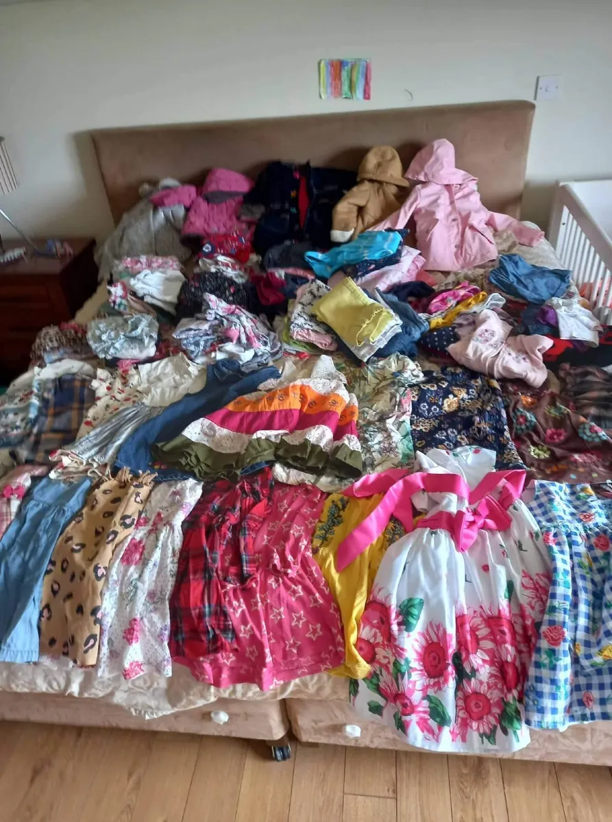 Girls clothes - Image 2