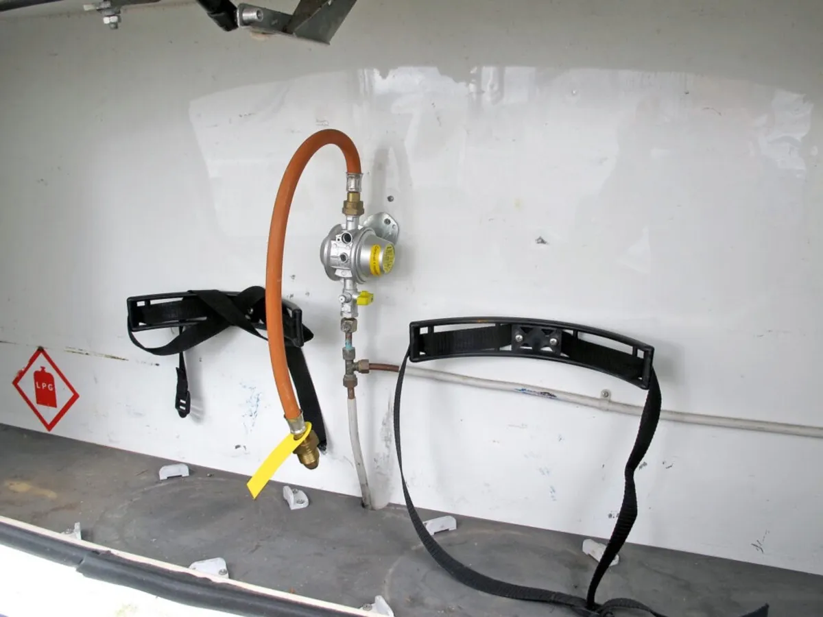 Caravans service and repairs - Image 4