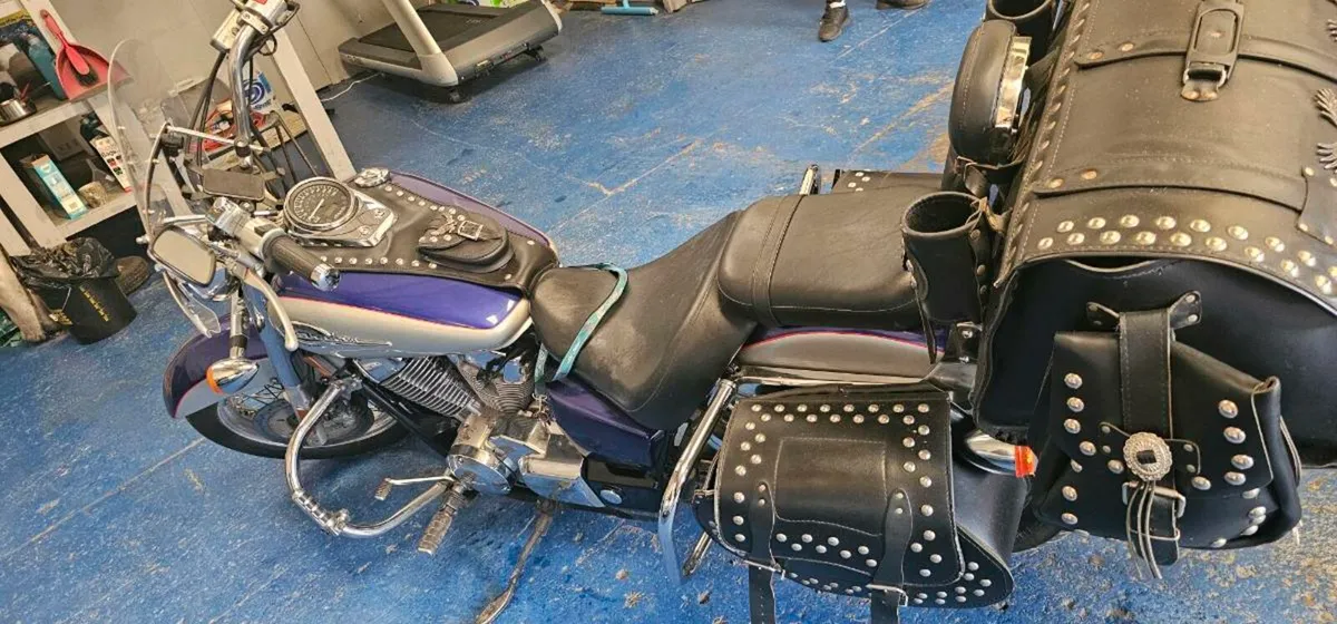 Honda shadow 750 - Image 4