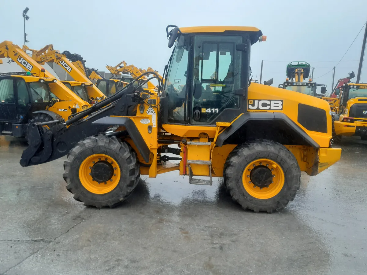 JCB 411 2017 (18024) - Image 2
