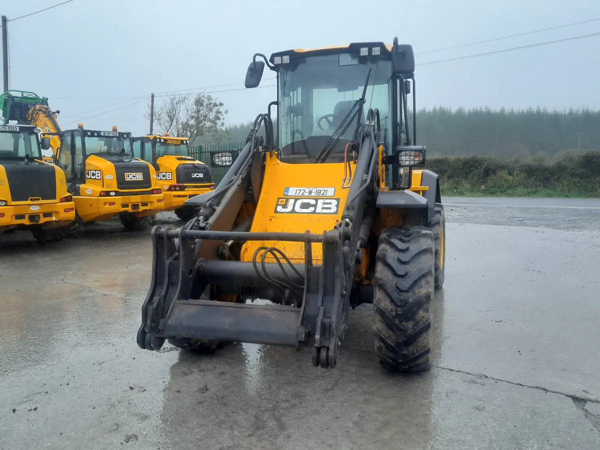 JCB 411 2017 (18024) - Image 3