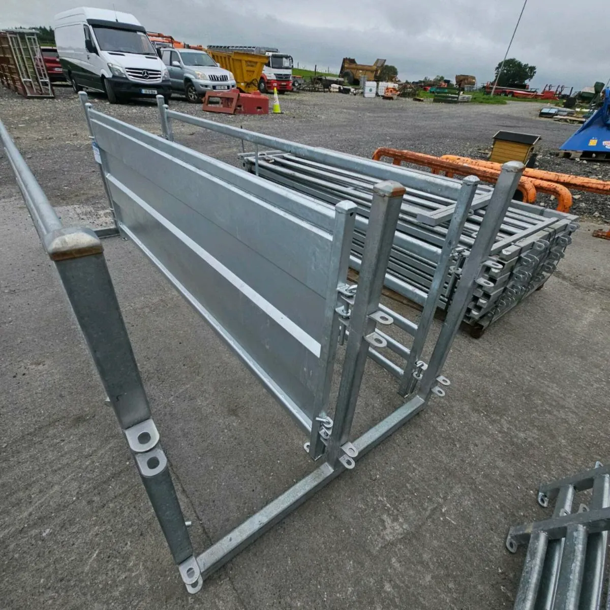 Clearance Auction 15th October - Image 1
