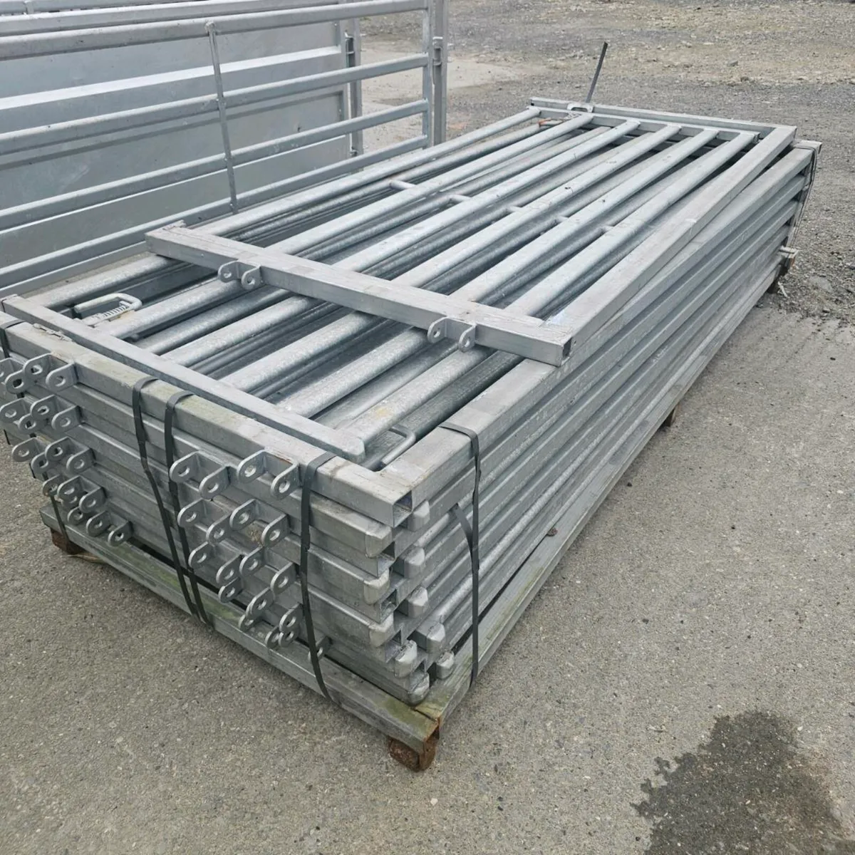 Clearance Auction 15th October - Image 4