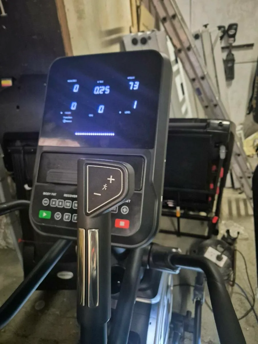 Exercise machines - Image 1