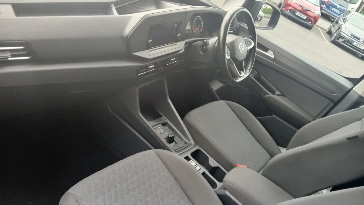 Volkswagen Caddy Maxi Life Life TDI 122HP  automa - Image 3