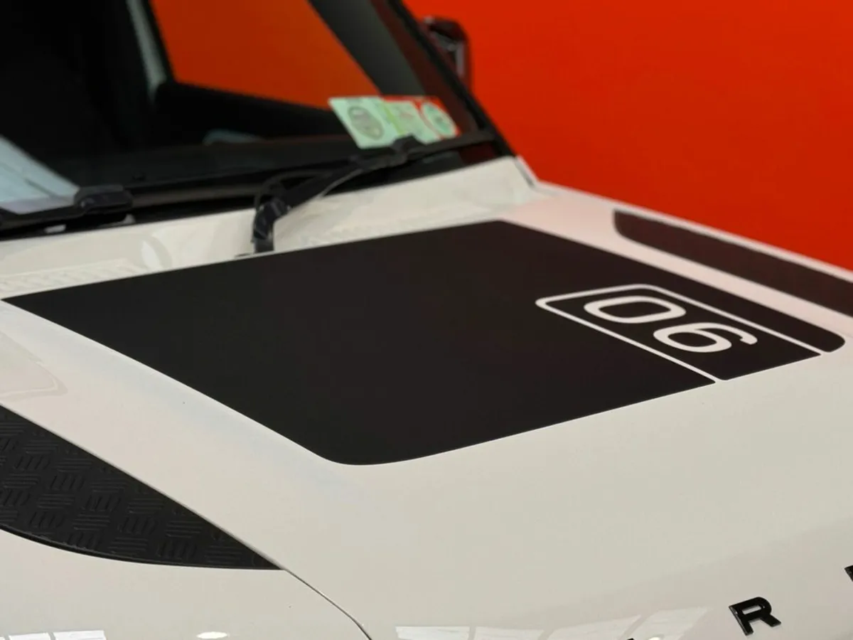 Land Rover Defender Defender 90, 3.0D Hard TOP #13 - Image 4