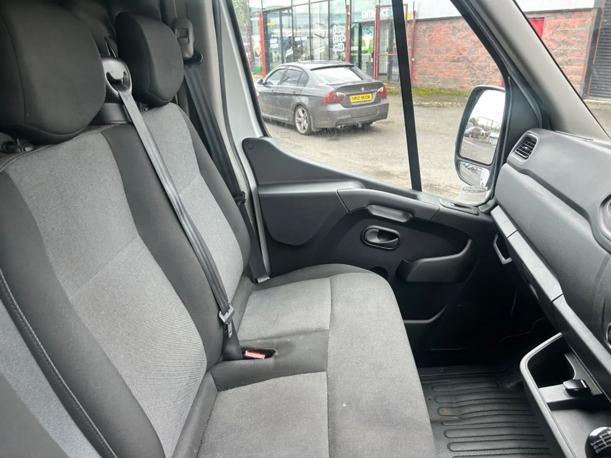 Renault Master 2022 - Image 4