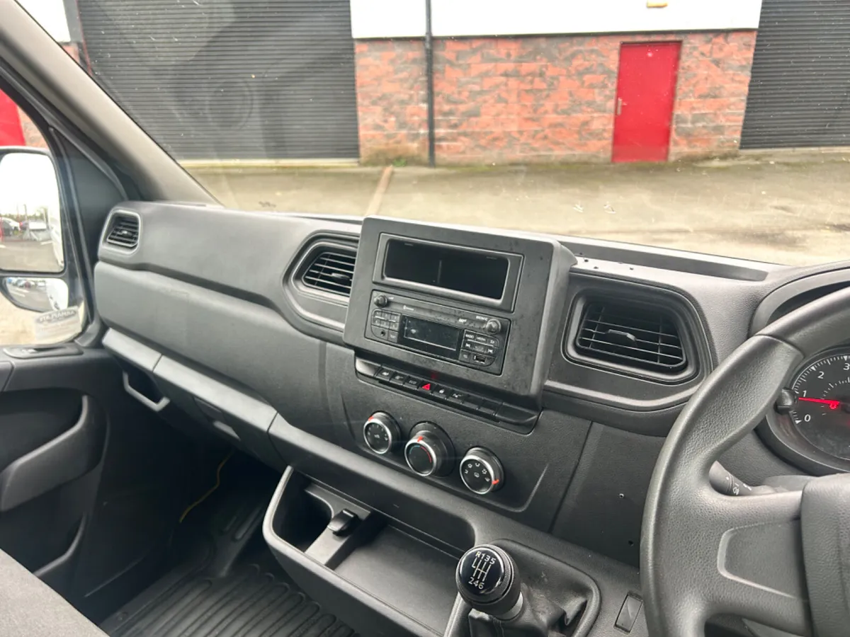 Renault Master 2022 - Image 3