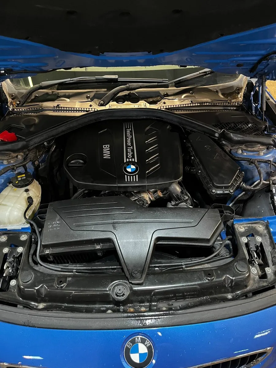 BMW 4-Series 2015 - Image 2