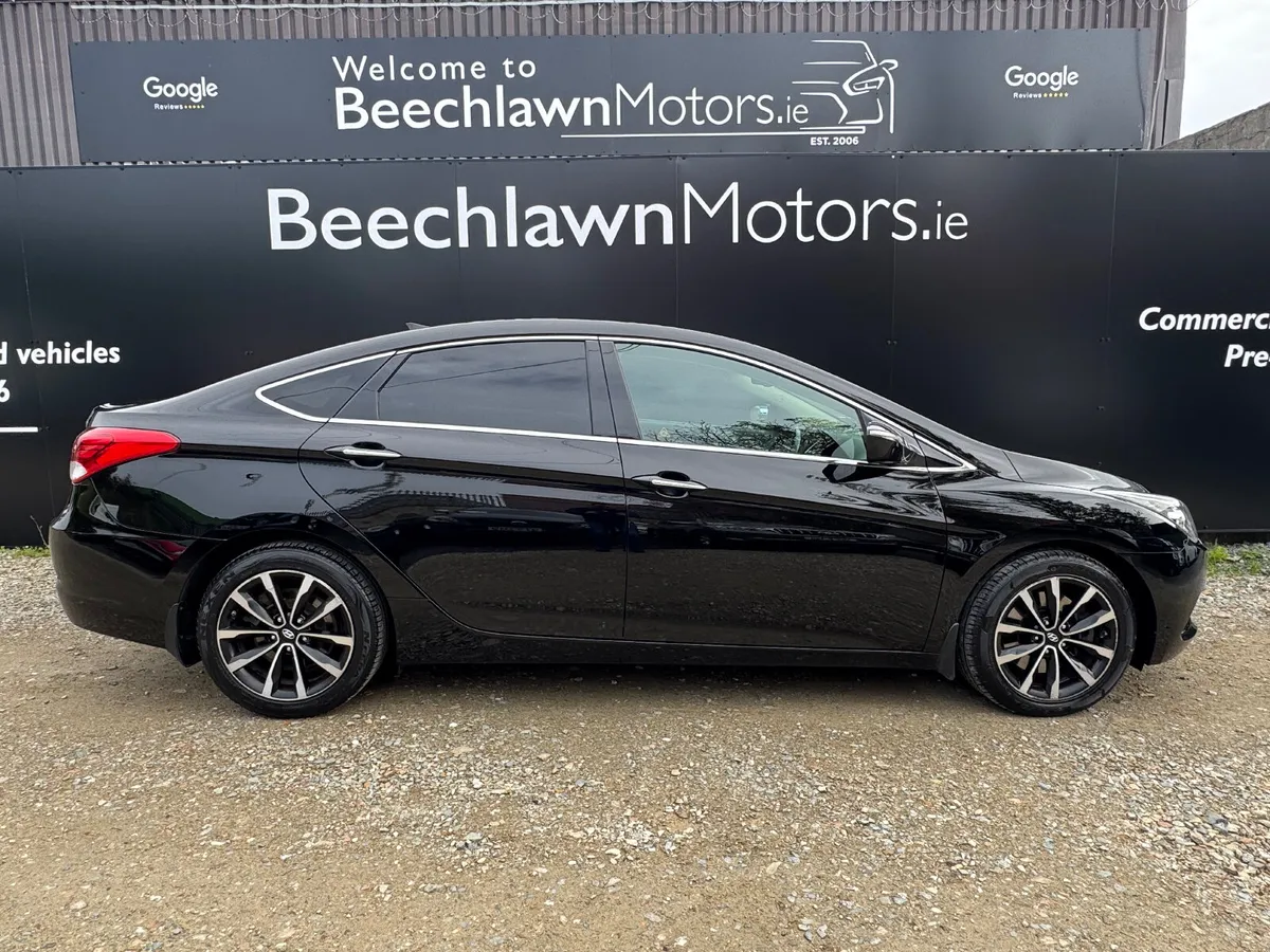 HYUNDAI I40 1.7 CRDI EXECUTIVE 4DR - LOW MILEAGE - Image 2