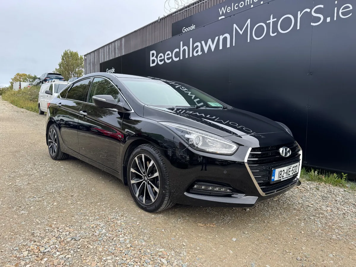 HYUNDAI I40 1.7 CRDI EXECUTIVE 4DR - LOW MILEAGE - Image 1