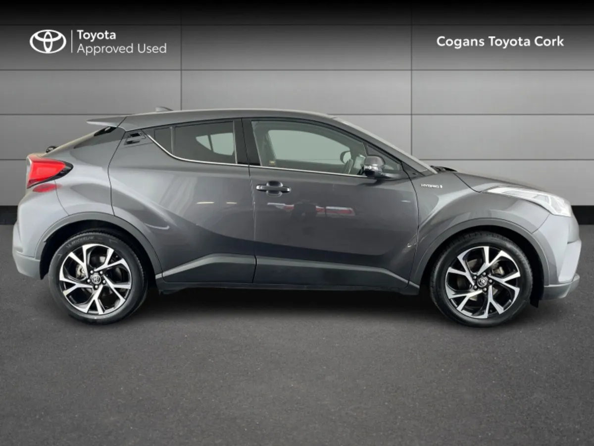 Toyota C-HR HYBRID SPORT 4DR AUTO - Image 3