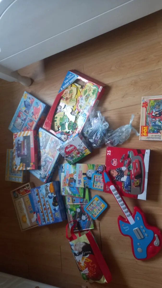 Boys jigsaws - Image 1