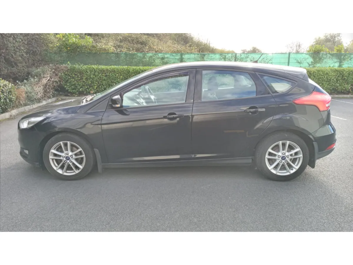 Ford Focus FORD FOCUS / 2016 / 1.5 DIESEL / MANUAL - Image 4