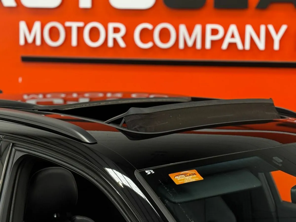 Audi Q5 S-Line Black Edition Hybrid #53 - Image 2