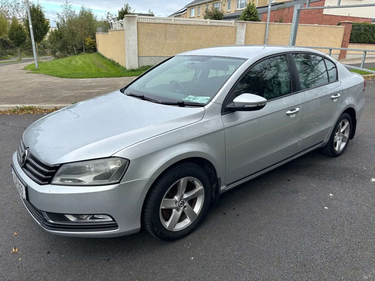 11 VW PASSAT NCT 05/26 TAX 10/25 - Image 3