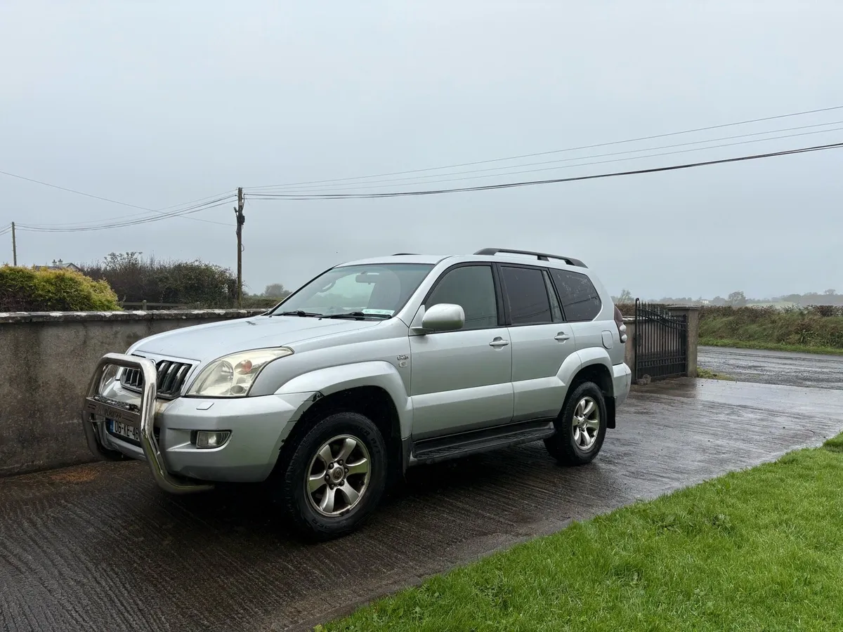 Toyota Landcruiser LC5 commercial - Image 4