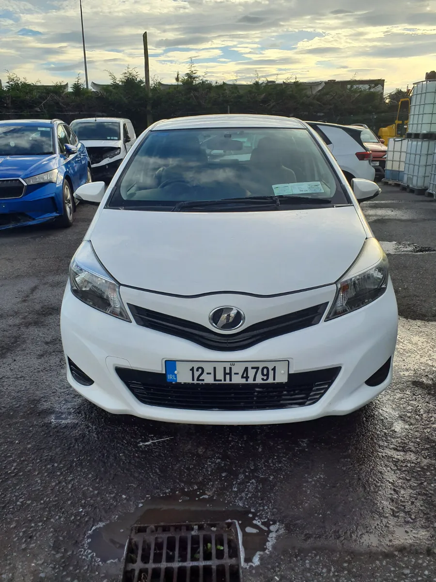 2012 Toyota Vitz - Image 1