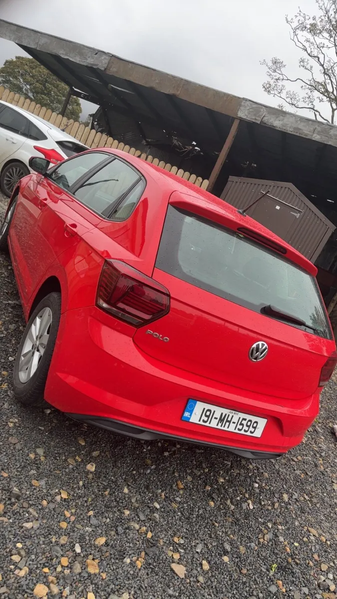 Red Volkswagen Polo 2019 - Image 2