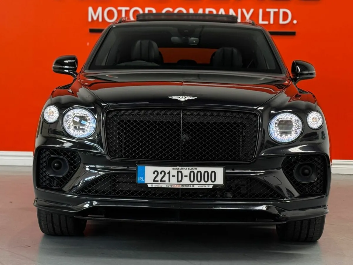 Bentley Bentayga V8 # 78 - Image 3